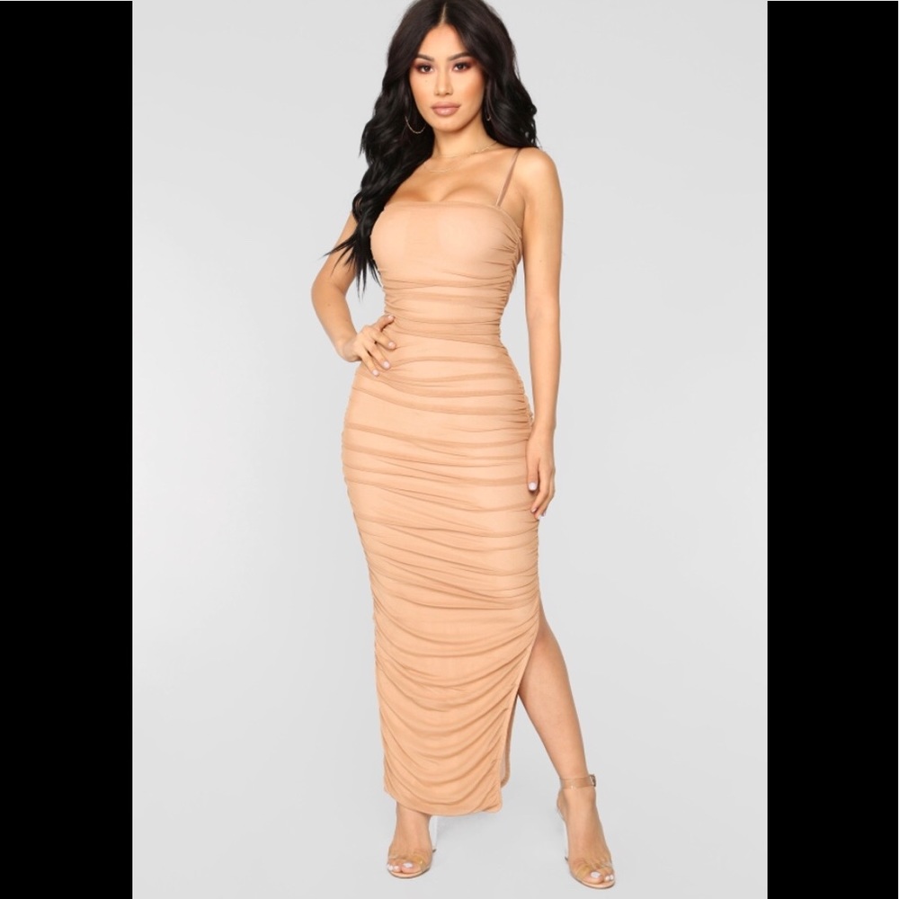 Mesh dress (Nude)